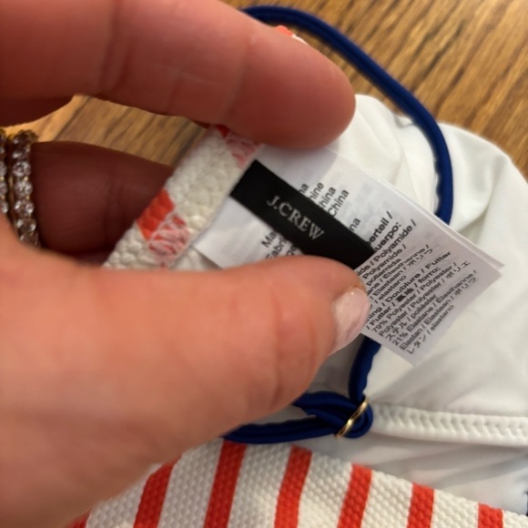 Like-New Women’s J. Crew v-neck striped one piece bathing suit, size 4. - Picture 2 of 4